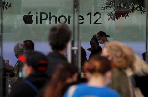 苹果将在大多数零售店恢复针对消费者和员工的佩戴口罩规定 - 深圳IT外包