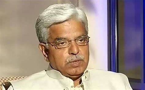 Kejriwal wants police control, Ink smeared on Rashid's face and more ...