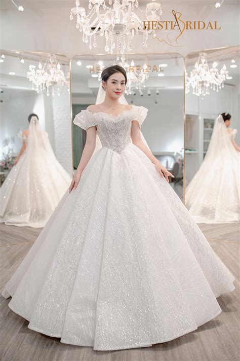 "STELLA WEDDING DRESS" LỘNG LẪY NHƯ NHỮNG VÌ SAO