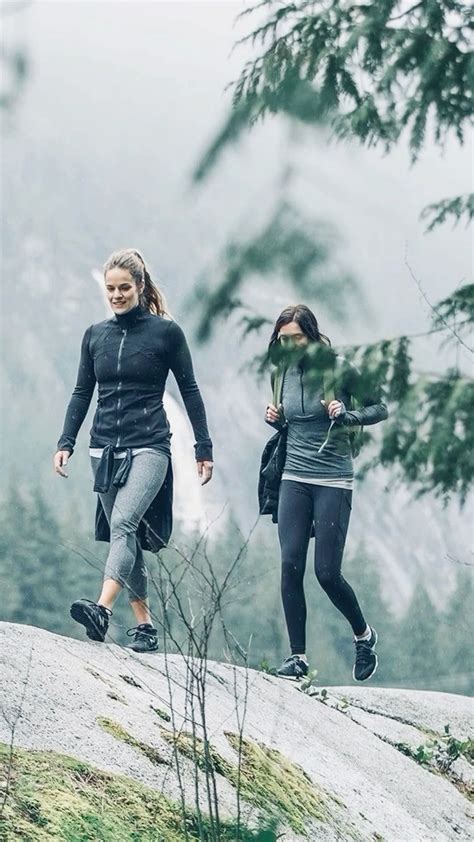 Hiking Wear Womens