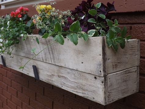 Wood planter box/Wood window box/Outdoor flower box