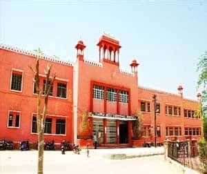 Top BFM Colleges in Mumbai 2026: Ranking, Fees, Admission, Placement 2026