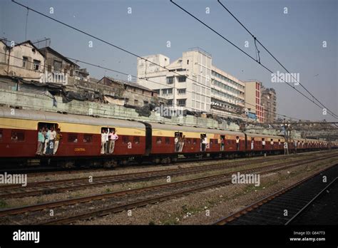 Local Train India 的图像结果