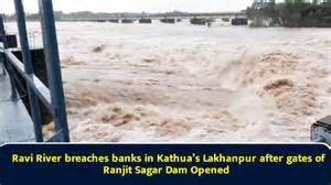 Ravi River breaches banks in Kathua’s Lakhanpur after gates of Ranjit ...
