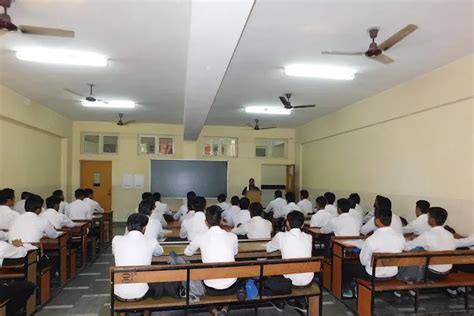 Ram-Eesh Group of Institutions Greater Noida Campus: Photos, Virtual Tour