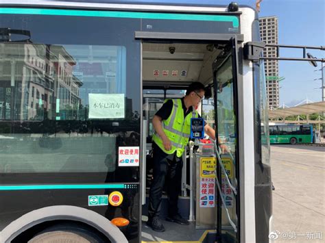 咸阳：情暖高考学子 市区线路550余辆公交车考生免费坐 - 西部网（陕西新闻网）