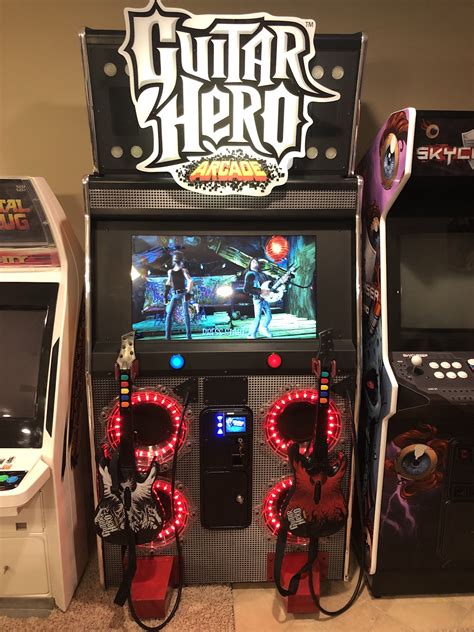 FS Game: - Guitar Hero Arcade Cabinet restored $2,000 | Museum of the ...
