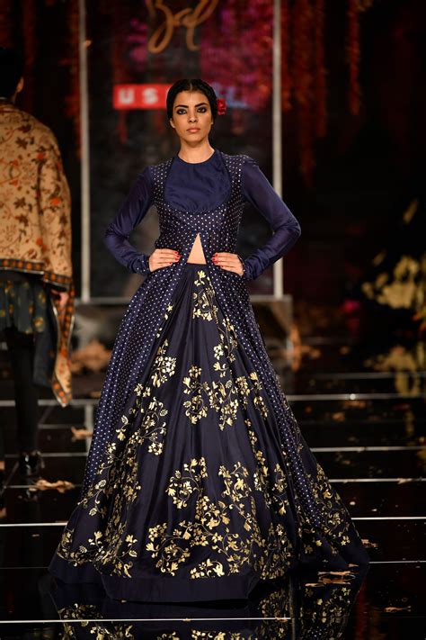 Rohit Bal at Lakmé Fashion Week Summer/Resort 2019 | VOGUE India ...