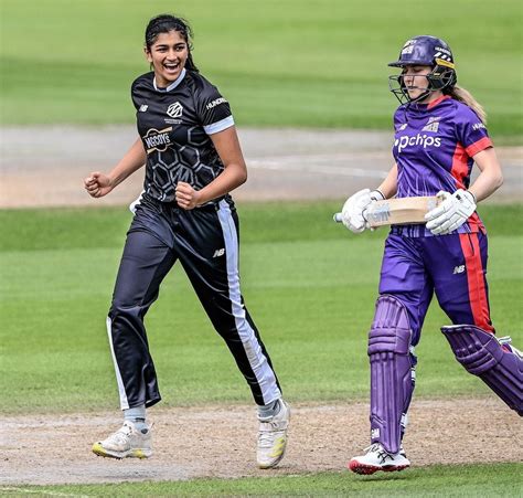 Young Mahika Gaur’s fandom for MS Dhoni