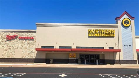 Northern Tool + Equipment expands its presence with two new stores