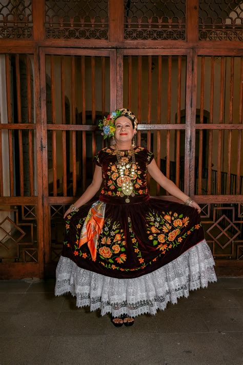 Arch+Pics+Women Photos, Download The BEST Free Arch+Pics+Women Stock ...