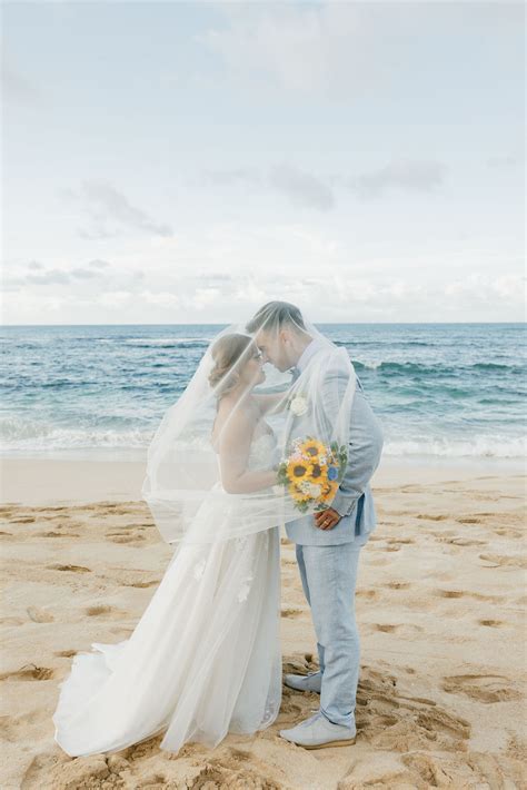 How to Get a Hawaii Marriage License - Hawaii Wedding Minister
