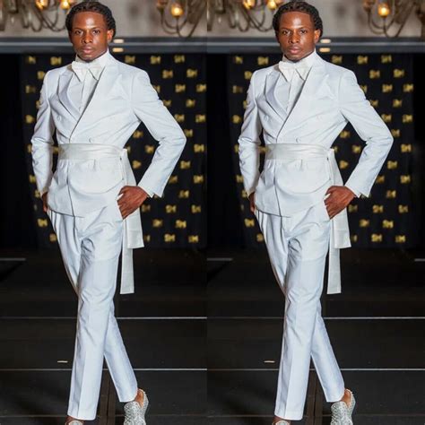 Business Man with White Suit 的图像结果