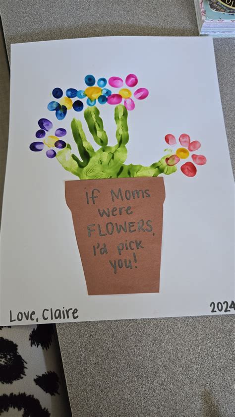 Pin by Sammie Bowens on Teaching! | Easy mother's day crafts, Mothers ...