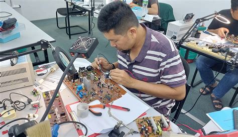 Image result for Electronics Repairs Tutorials