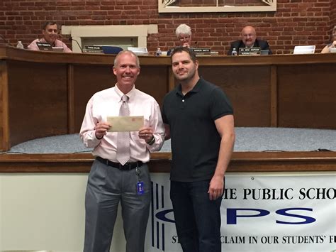 Sonic East makes annual, generous gift to Guthrie Public Schools ...