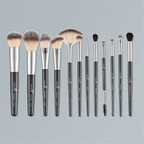 Makeup Brush Set of 12 | Eye Essential 12 Piece Brush Set - London Prime