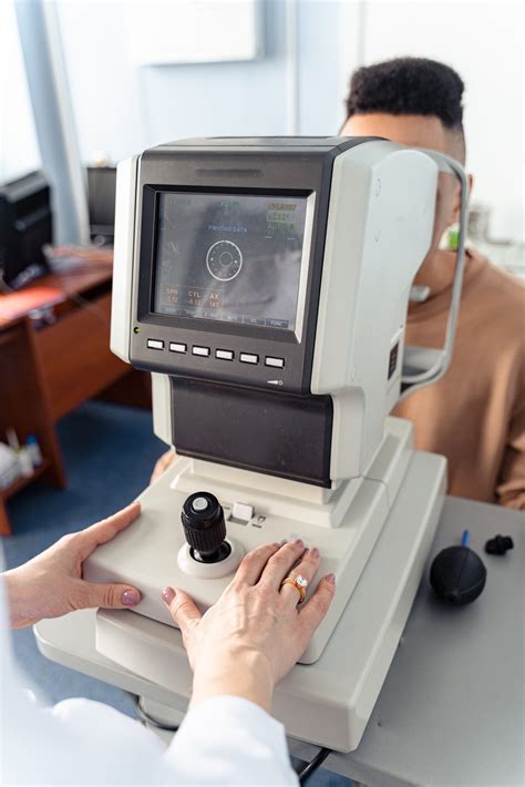 Eye Vision Testing 的图像结果