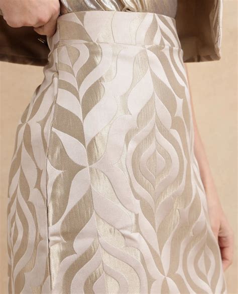 Rareism Women Vegor-B Metalic Gold Zipper Closure Regular Fit Mini Jac