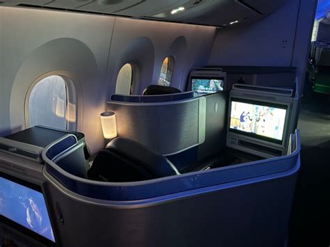 United 787 900 Business Class 的图像结果