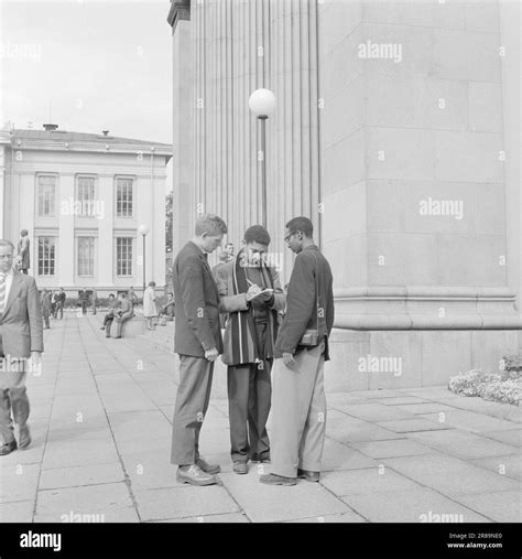 1960 robert edwards hi-res stock photography and images - Alamy