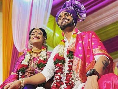 He Mann Baware actor Sangram Samel ties the knot with dancer Shraddha ...