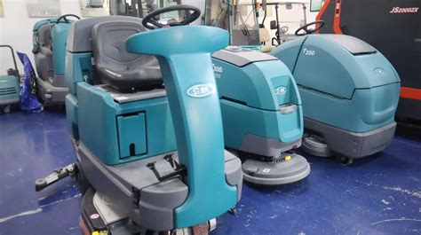 Intelligent Cleaning Robot 的图像结果