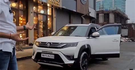 Maruti Suzuki Brezza ZXI sub-4 meter compact SUV with exterior ...
