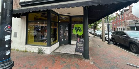 Jewfro owners react to bar robbery