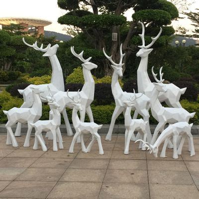 玻璃钢鹿雕塑厂家定制作品图片价格-玉海雕塑