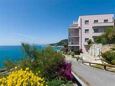 residence il gabbiano varigotti alberghi e residence sito turistico ufficiale comune residence il gabbiano varigotti alberghi e residence sito turistico ufficiale comune