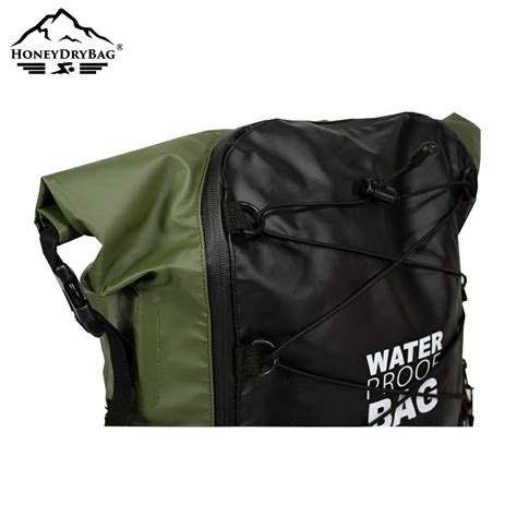 Waterproof Backpack 的图像结果