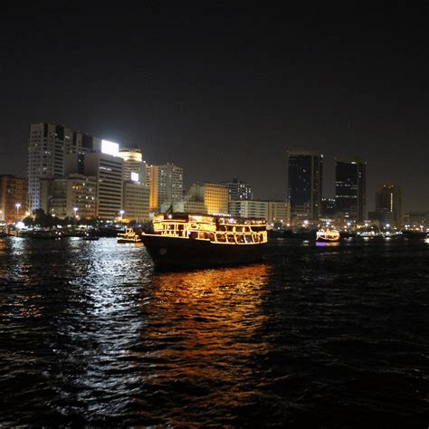 How Fast Do Cruise Ships Go At Night? - CruiseOverload