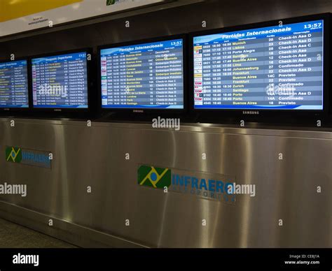 Flight schedule time table, Guarulhos International Airport, Governor ...