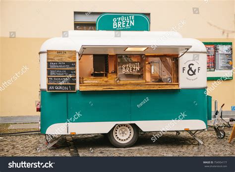 1,685 Food truck finance Images, Stock Photos & Vectors | Shutterstock