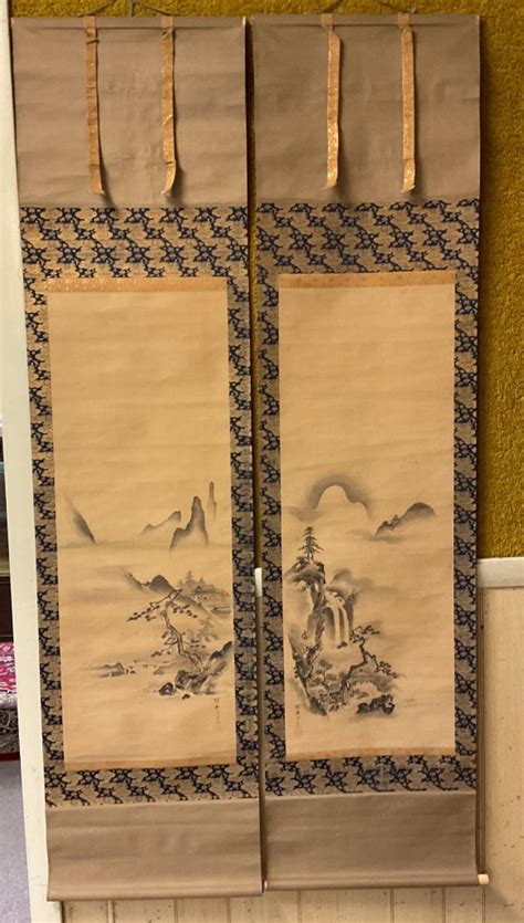 Lot - PAIR OF JAPANESE SCROLL PAINTINGS ON SILK BY KANO TANYU Late 17th ...