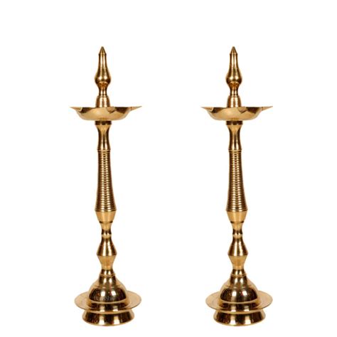 Buy Brass Handcrafted Kerala Kuthu Vilakku with Carvings | Fine Quality ...