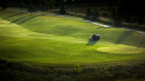 Home [weeksfarmmachinery.com]