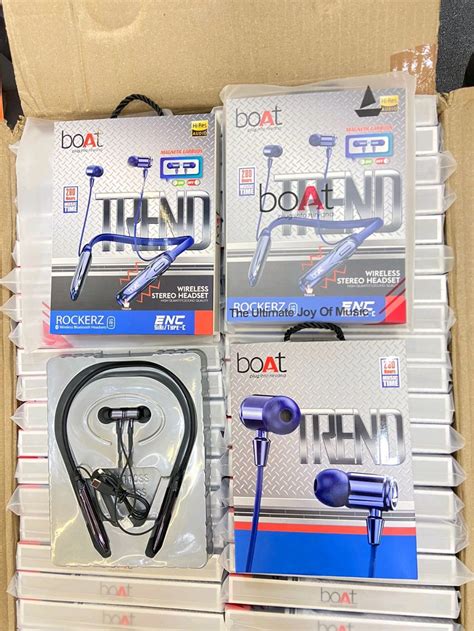 Boat Rockerz B-181 Megnet On Off Touch Sensor Premium Quality Nackband