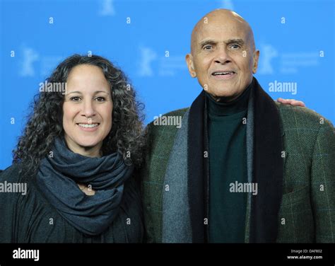 Us singer harry belafonte daughter hi-res stock photography and images ...