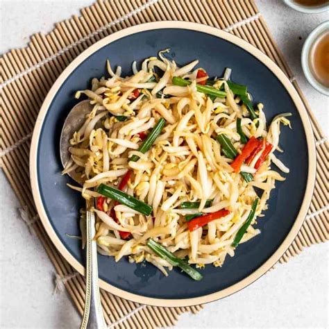 Chinese Bean Sprouts Stir-fry - My Plantiful Cooking