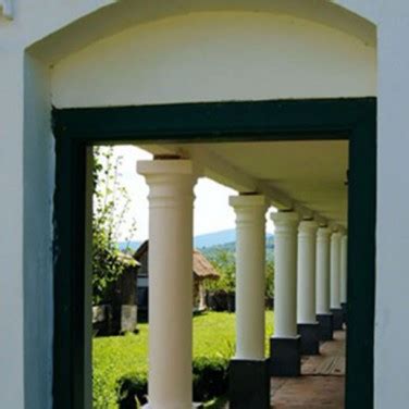 Dr.Fixit offers the easiest means to keep you abreast on the range of ...