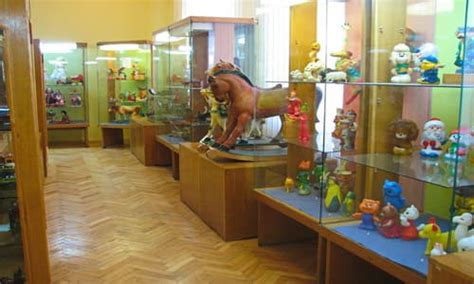 Державний музей іграшки: історія, цікаві факти, експонати