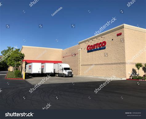 85 imágenes de Costco loading dock - Imágenes, fotos y vectores de ...