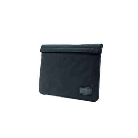 HighJack | Unveil a World of Premium Smoking Essentials.