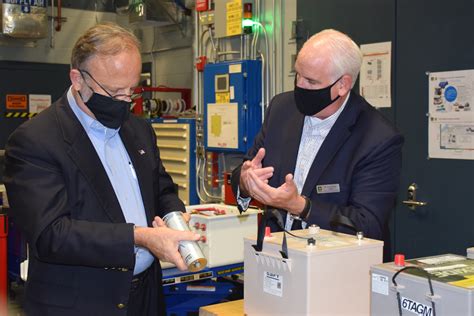 Army Energy Leader visits Detroit Arsenal, tours world class labs ...