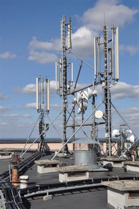 Cellular Phone Communication System 的图像结果