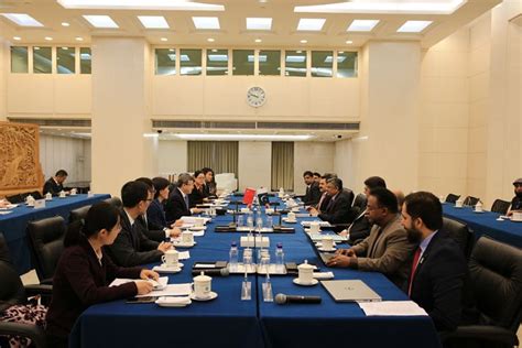 4月9日，王受文副部长在京与巴基斯坦财政部常秘达嘎、商务部常秘苏克拉举行中国-巴基斯坦自贸协定第二阶段谈判