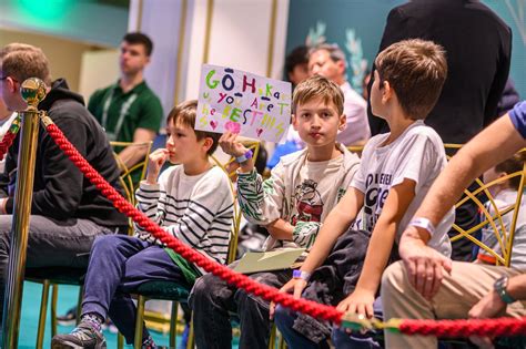 FIDE Candidates 2026 R6: Sindarov wins again, beats Wei Yi to maintain ...
