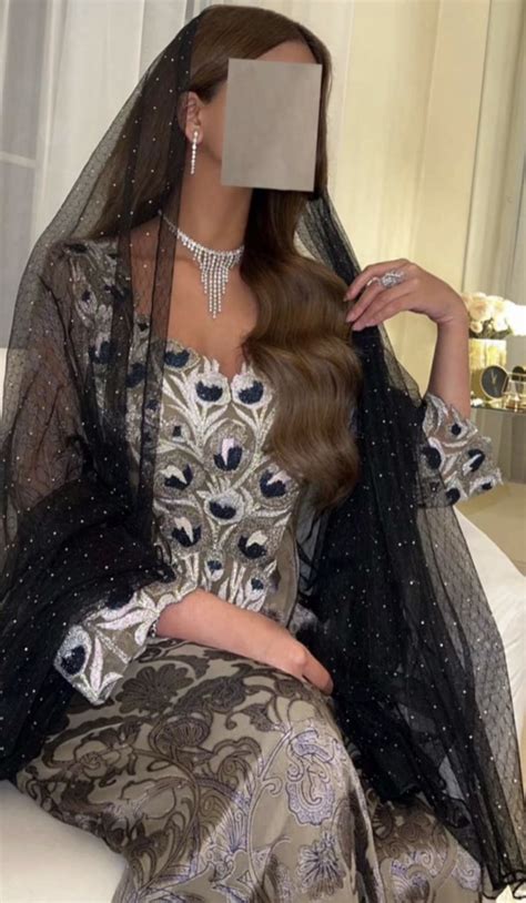 Pin by elmyathi on Fashion in 2024 | Arab fashion, Elegant dresses ...